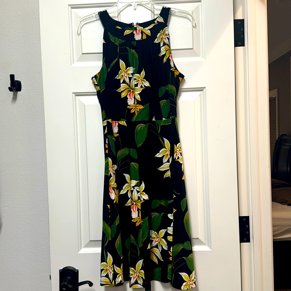 Tommy Hilfiger Sleeveless Floral Dress.  Size 4. Excellent condition!